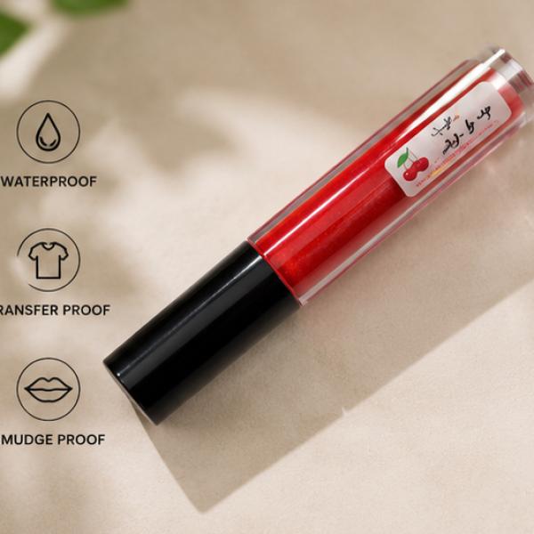 Vibrant Red Gloss Lip Gloss High Shine Glossy Finish Hydrating Lip Makeup