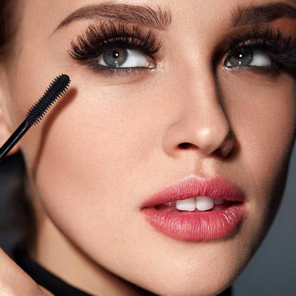 Seven Girl Volumizing & Lengthening Waterproof Mascara – Long Lasting, Smudge Proof Black