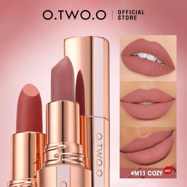 O.TWO.O Matte Bullet Lipstick – Rich Pigmentation, Smooth Application, Long-Lasting Wear