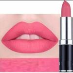 Pink Lipstick with Matte Finish and High Pigment