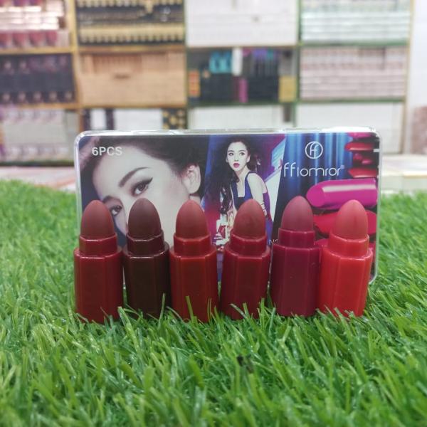 Pack of 6 Velvet Matte Mini Lipsticks - Compact Luxury Lip Color Set
