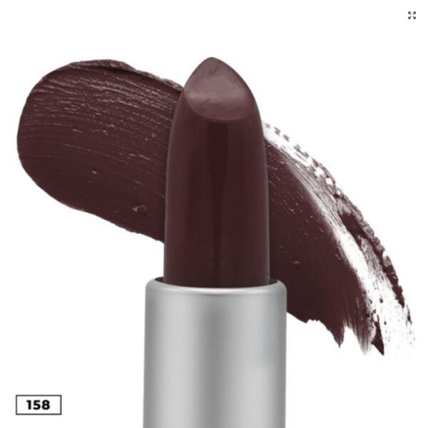 12 Matte Lipsticks Set – Multicolor Shades with Smooth Texture and Long-Lasting Matte Finish for Bold Professional Makeup