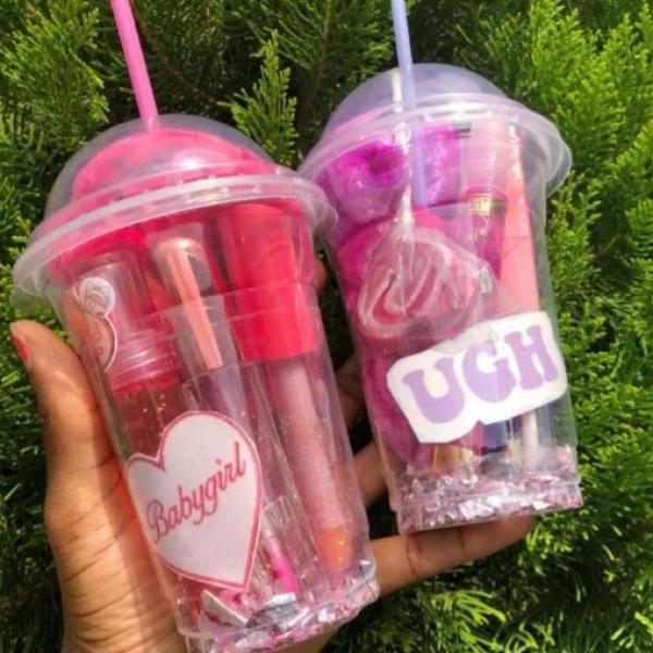 Girly Gift Cup Set with Lip Gloss, Lip Oil, Perfume & Hair Accessories for Girls and Women