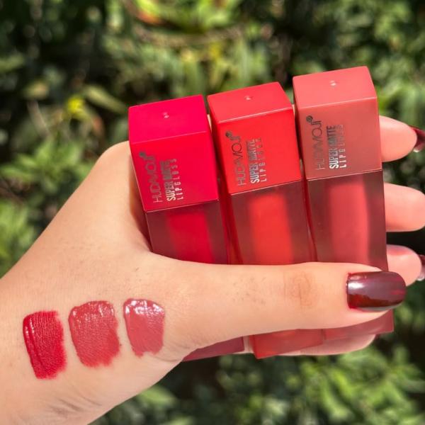 Hudamoji Teddy Matte Lip Gloss with Velvet Finish and Long-Lasting Pigmented Color